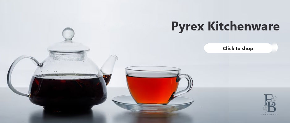 Pyrex kitchenware